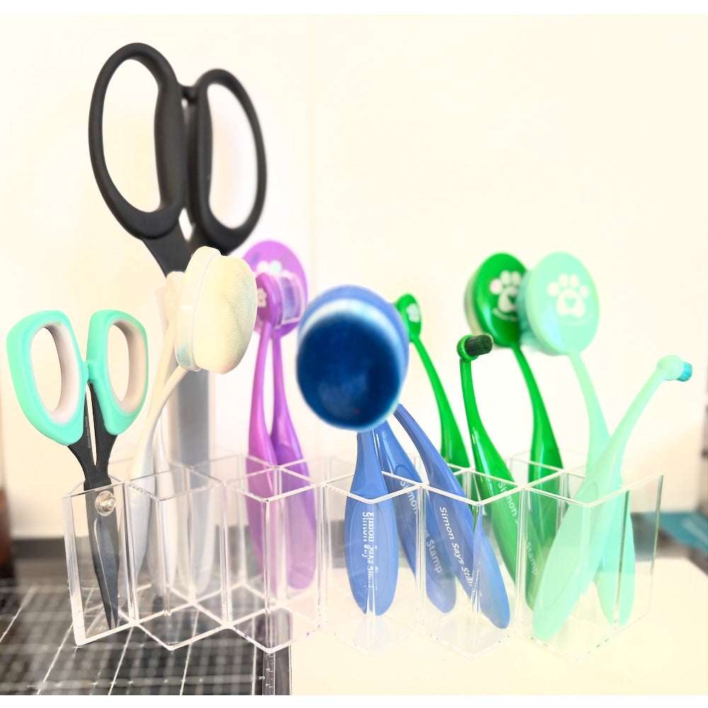 16 Slot Clear Acrylic Organizer Stand with SSS brushes and Scissors