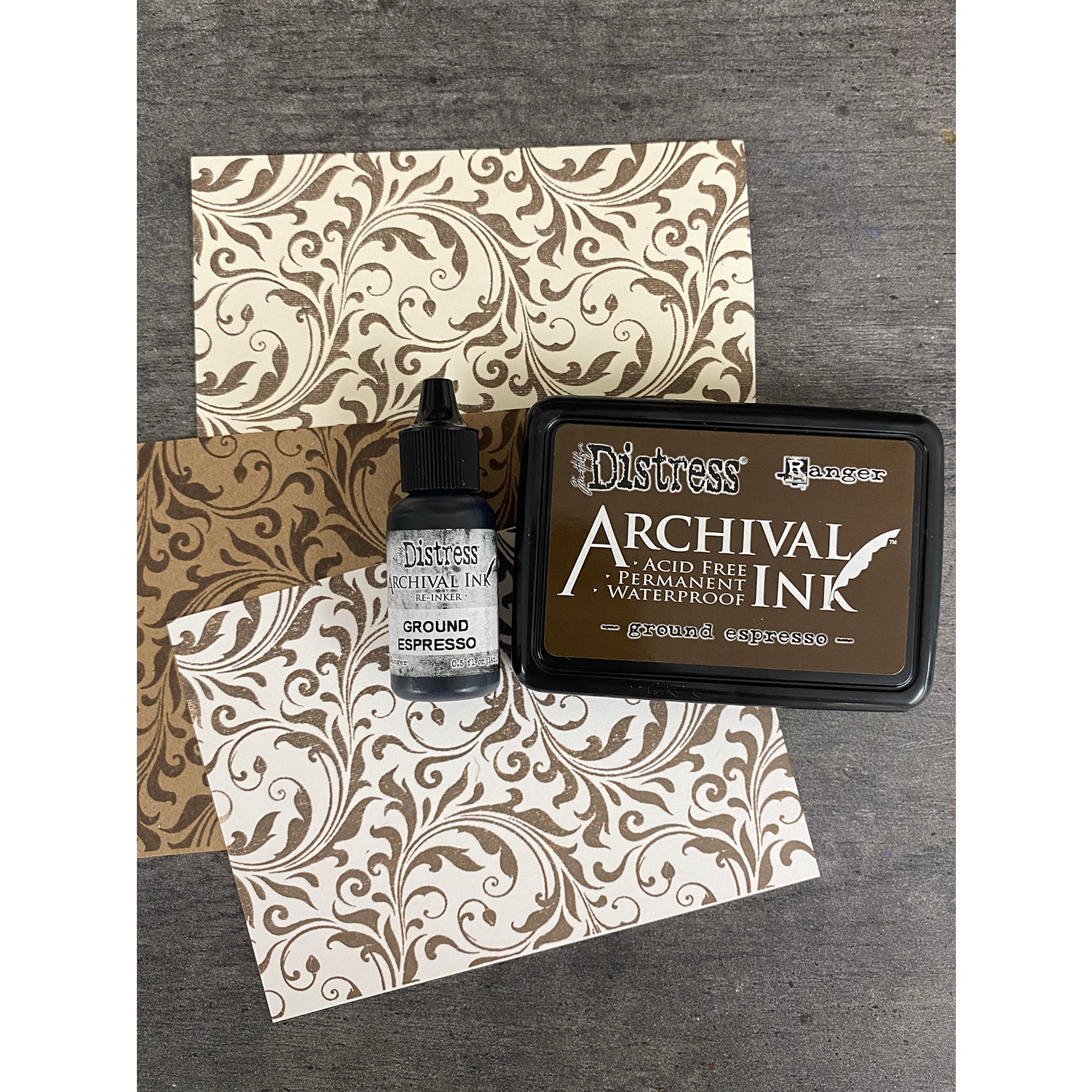 Tim Holtz BASICS Distress Archival Ink 4 Pack Ranger ampk77947 Ground Espresso Detailed Image