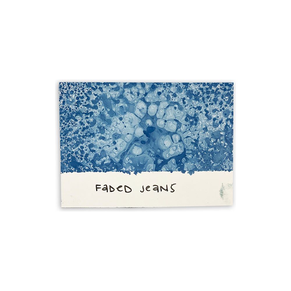 Tim Holtz Distress Spray Stain Faded Jeans Ranger TSS42266 Color Swatch