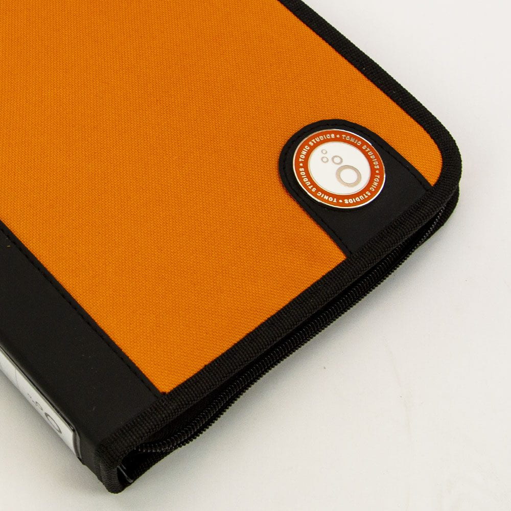 Tonic Studios A5 Ring Binder Die Case 342e corner close up