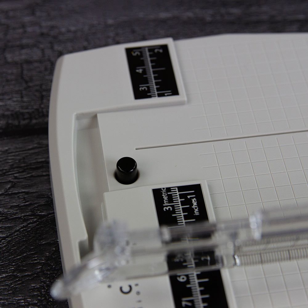 Tim Holtz Tonic Precision Trimmer 3961e spring lift