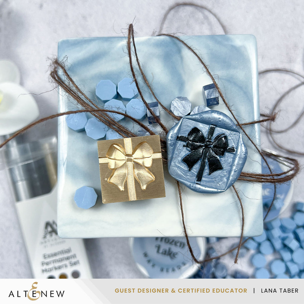 Altenew Essential Permanent Markers alt10357 presents