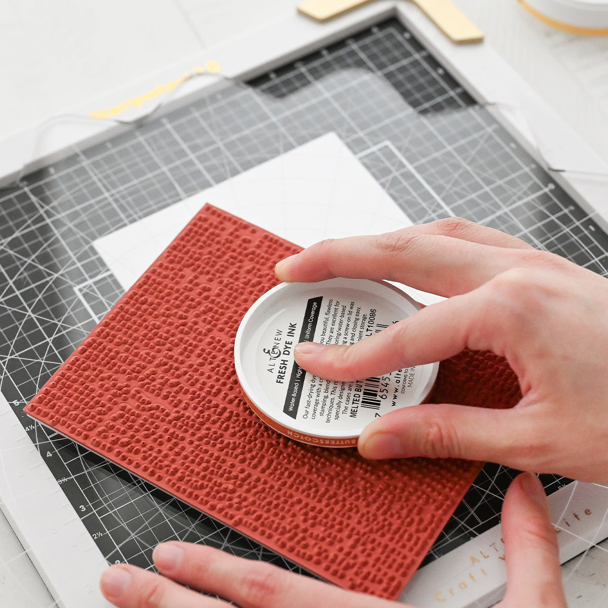Altenew Stampwheel 2.0 Black SlimGrip Sticky Mat alt10641 product image 2