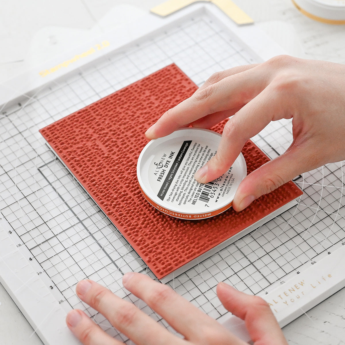 Altenew Stampwheel 2.0 Translucent SlimGrip Sticky Mat alt10642 product image 2