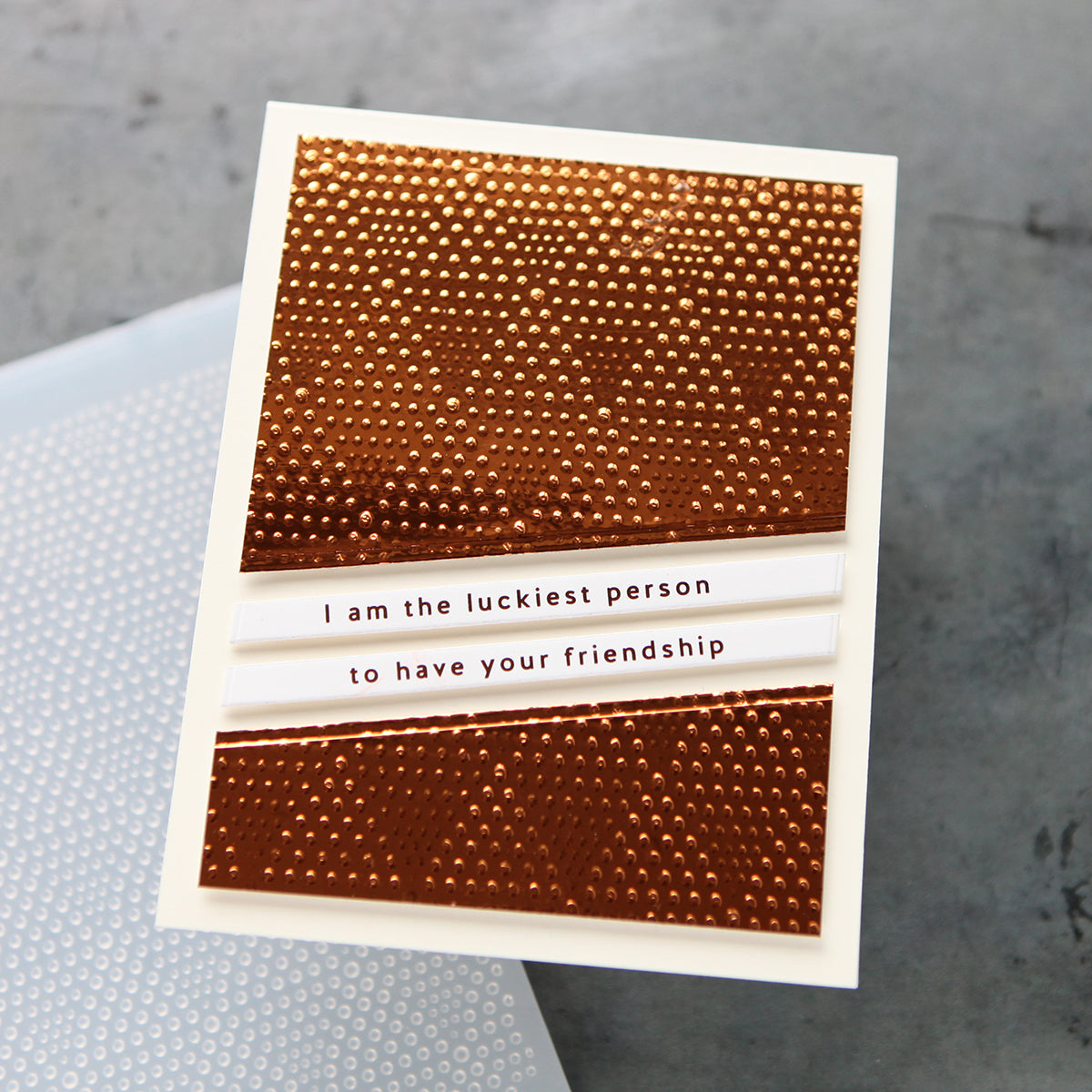 Simon Says Stamp Embossing Folder Dotted Diamond sf503 Friend Card | color-code:ALT01
