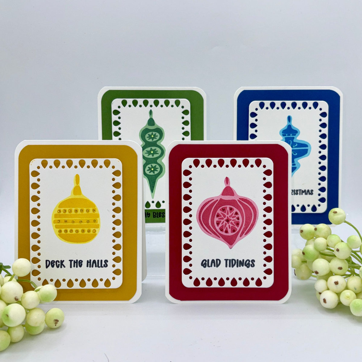 Simon Says Clear Stamps Christmas Ornaments 2466msc Sending Cheer Bonnie Crane Holiday Card Set | color-code:ALT01