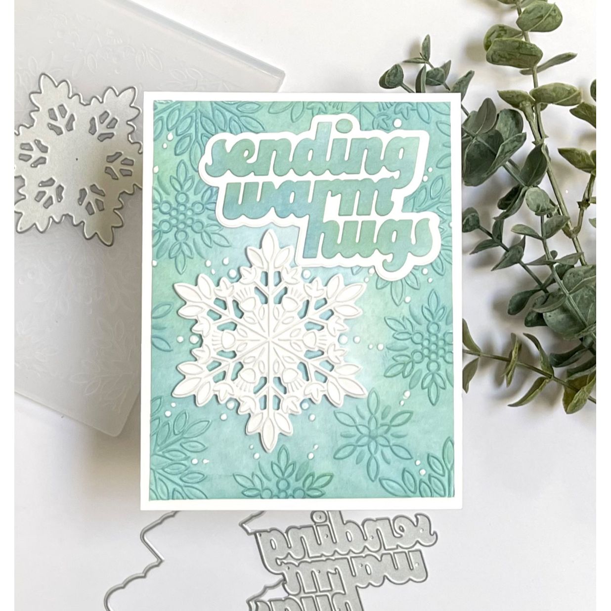 Simon Says Stamp Embossing Folder and Cutting Die Dazzle Snowflakes sfd570 DieCember Winter Card | color-code:ALT04