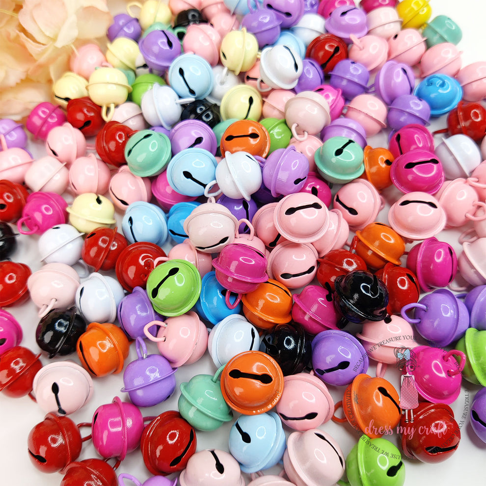 Dress My Craft Pastel Kitty Round Bells dmcbg9577 Colorful Table Image