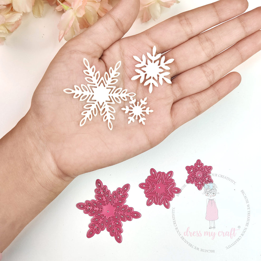 Dress My Craft Snowflake Symphony Dies dmcd7106 Winter Designs