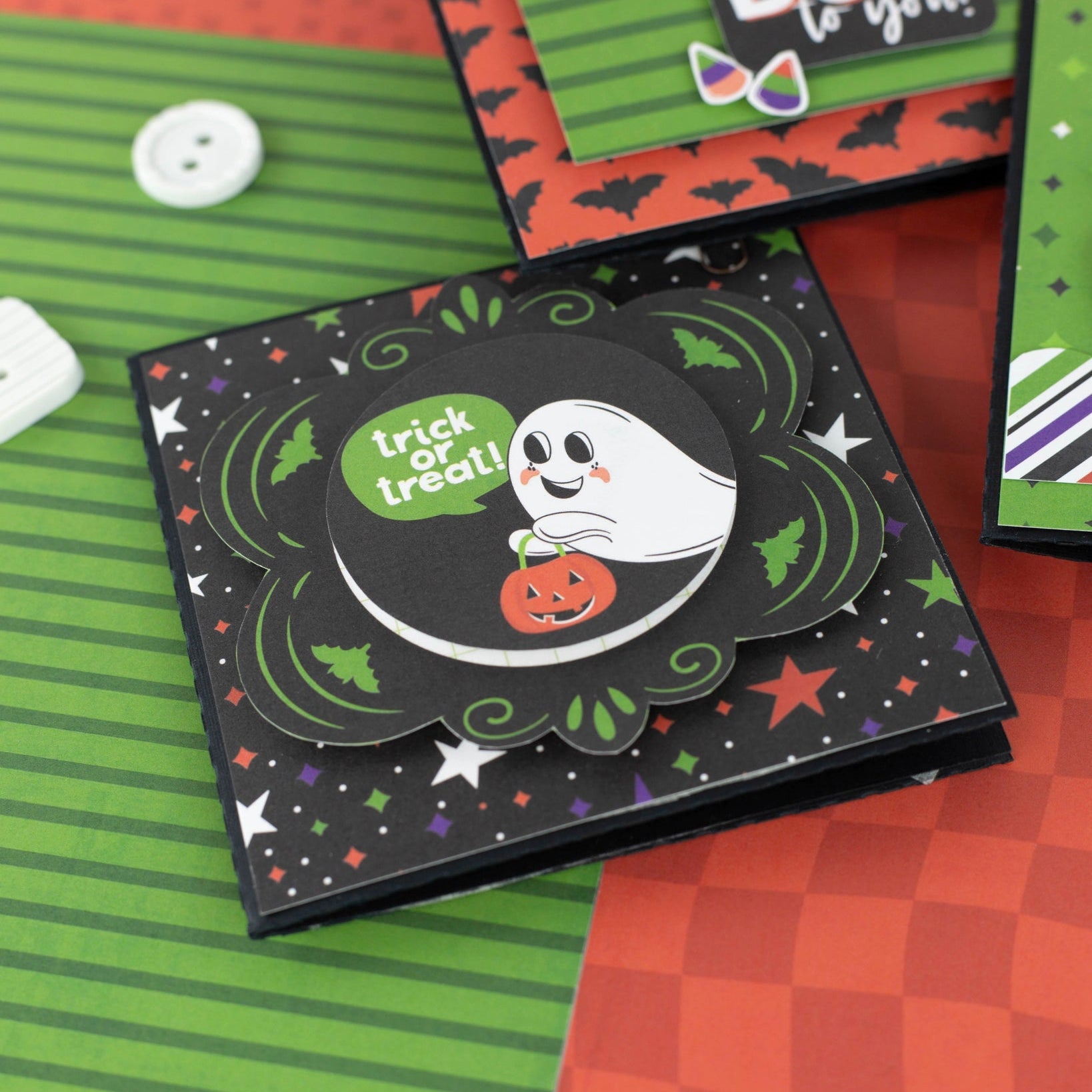 Echo Park Ghosts And Goblins 6 x 6 Mega Paper Pad gg451031 Trick Or Treat Card
