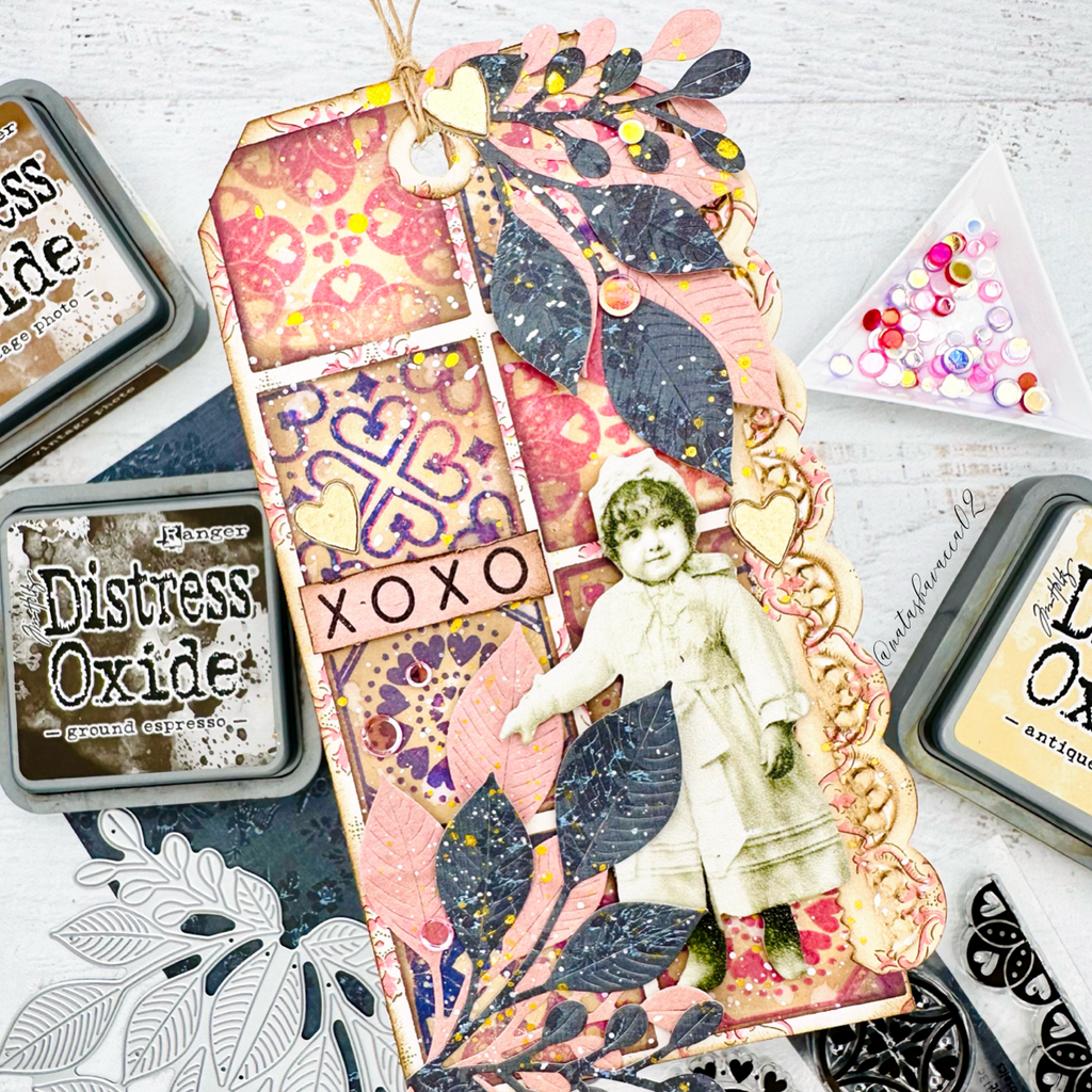 Simon Says Stamps and Die Heart Mosaics Smitten Vintage Valentine Tag