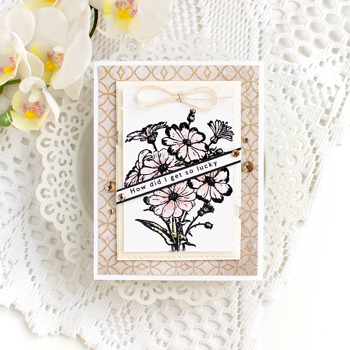 Simon Says Clear Stamps Beautiful and Curious 2243ssc Lucky Card | color-code:ALT15
