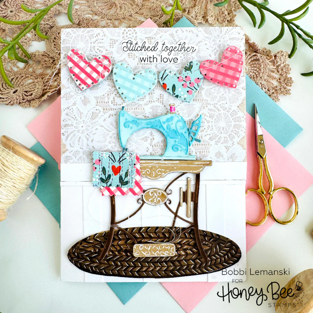 Honey Bee In Stitches Hearts Dies hbds-hrtis Bobbi Lemanski Card