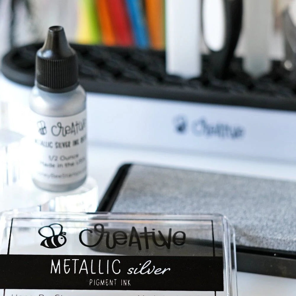 Honey Bee Metallic Silver Pigment Ink Pad And Reinker Bundle Glamour Shot of Ink Pad Open