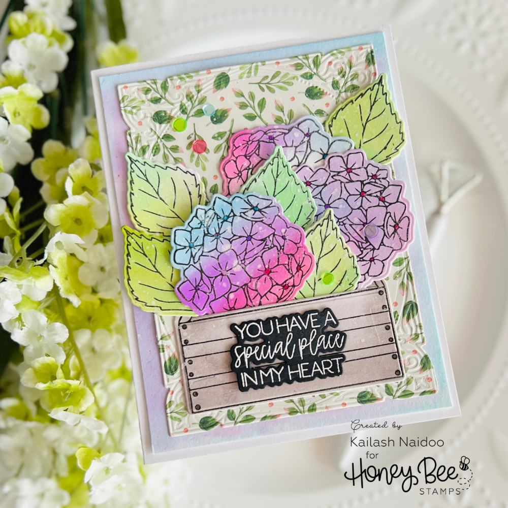 Honey Bee Nancy's Lilac Bouquet Dies hbds-629 You Have A Special Place In My Heart Card
