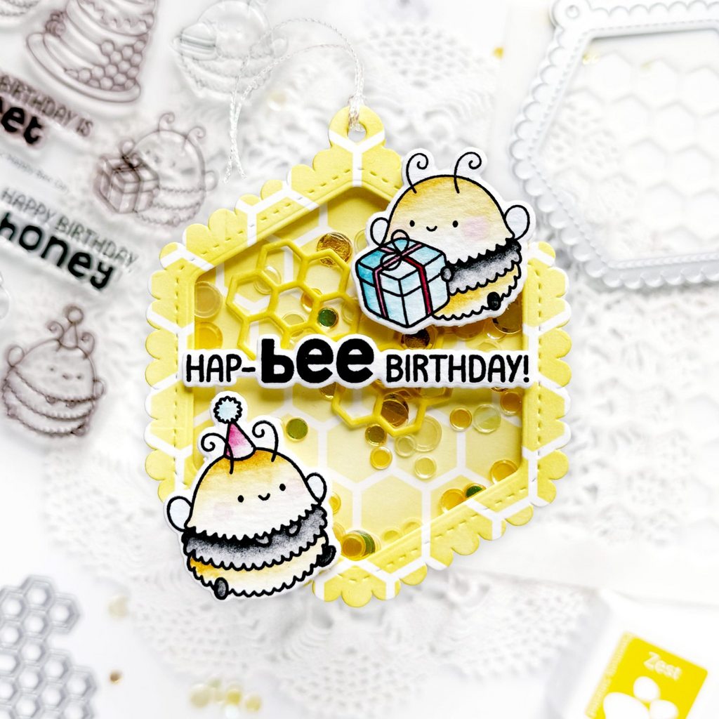 Simon Says Stamp Stencil Honeycomb 1080st Birthday Tag | color-code:ALT02