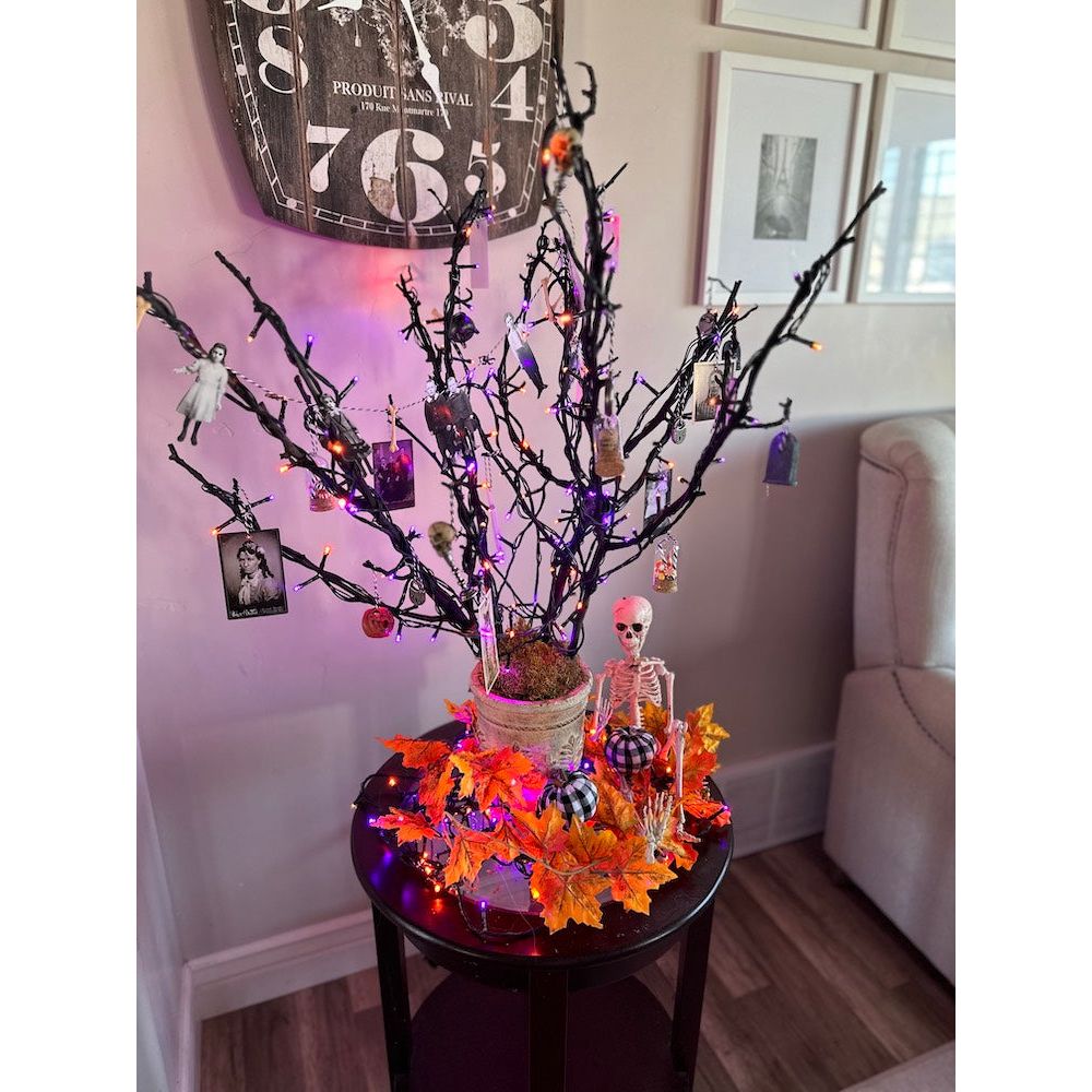 Tim Holtz Idea-ology 2023 Halloween Confections th94336 Tree