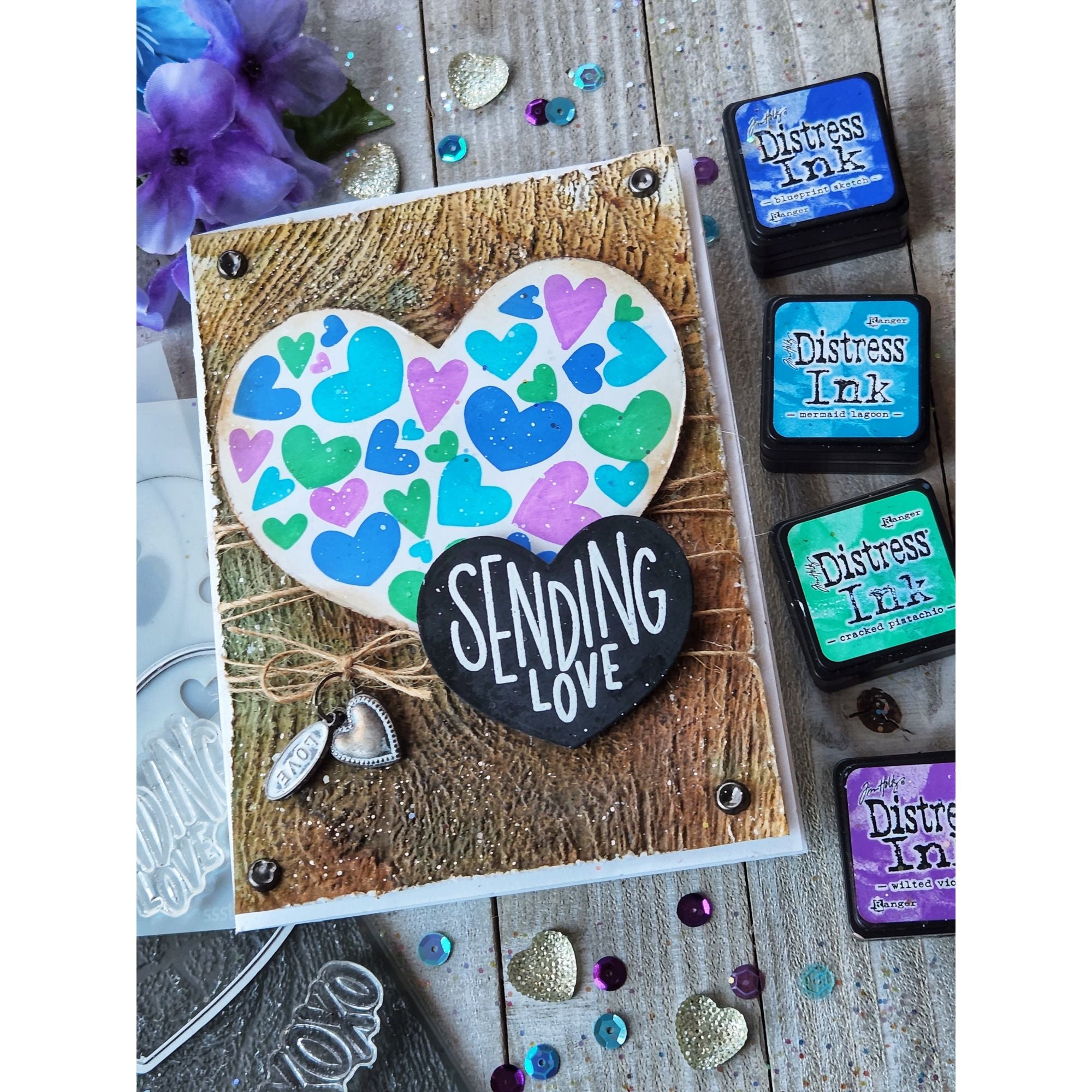 Simon Says Stamp Stencils Hearts In A Heart ssst221730c Smitten Love Card