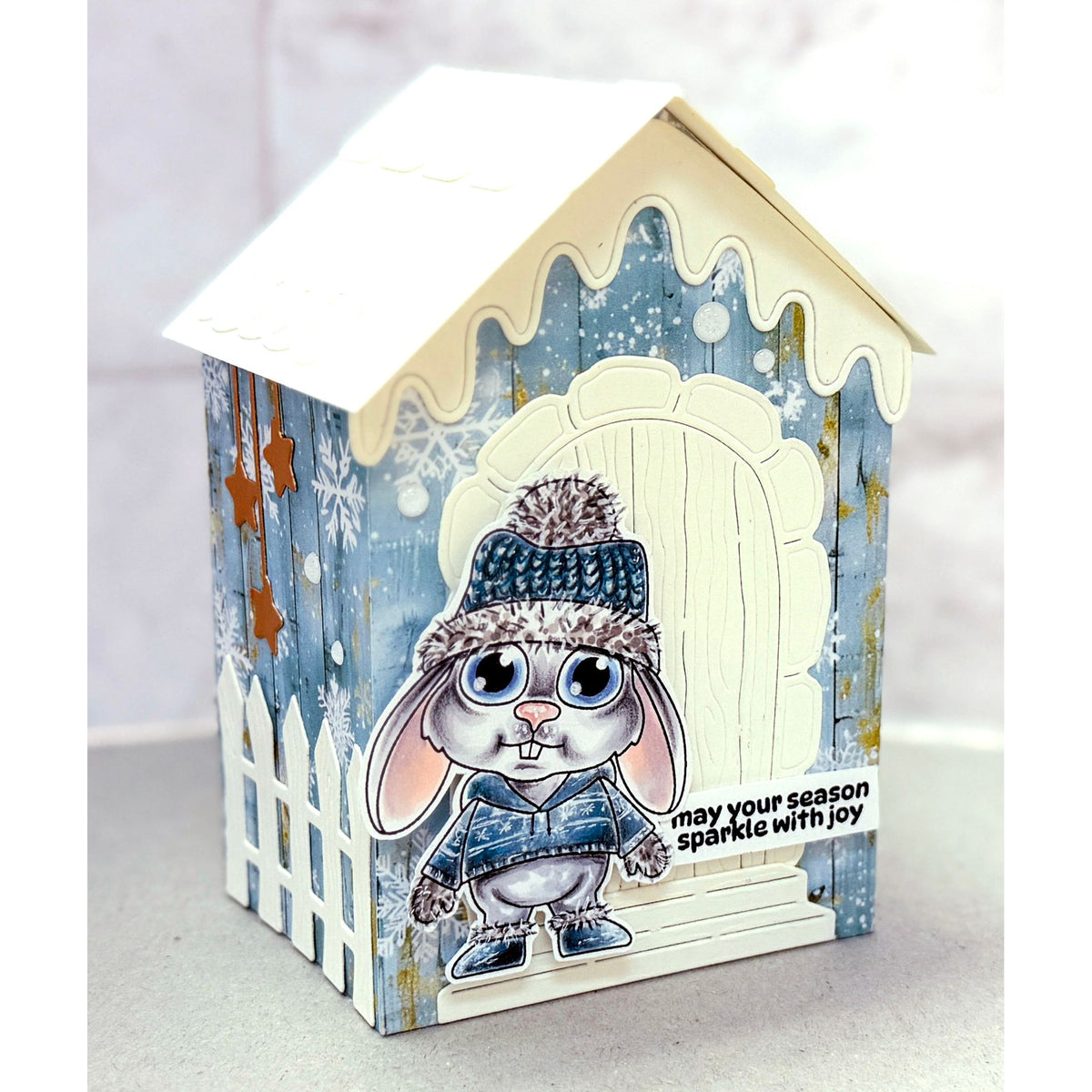 La-La Land Crafts Roof Hinge Small Dies 9021 blue bunny house
