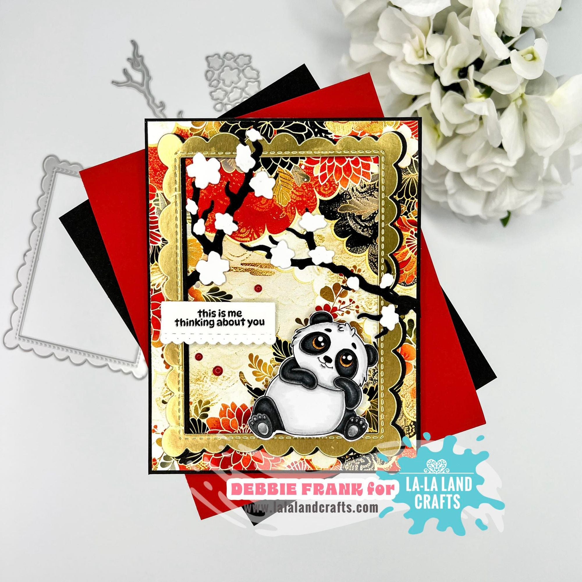 La-La Land Crafts Scalloped Frames Dies 8936 golden