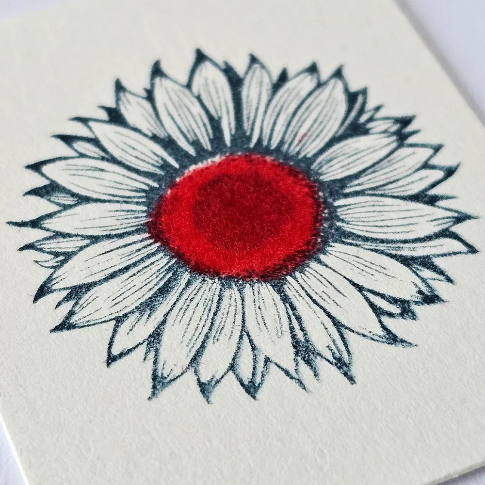 Lavinia Stamps Red Velvet Powder lsvp05 sunflower middle design