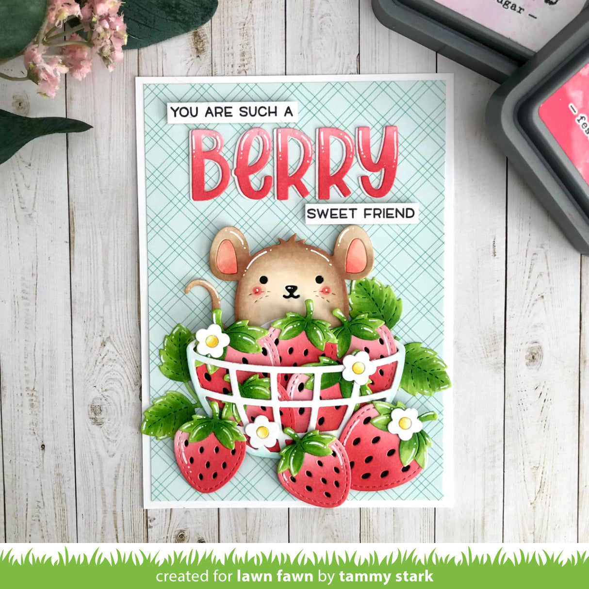 Lawn Fawn Tiny Gift Box Mouse Add-On Dies lf3809 berry