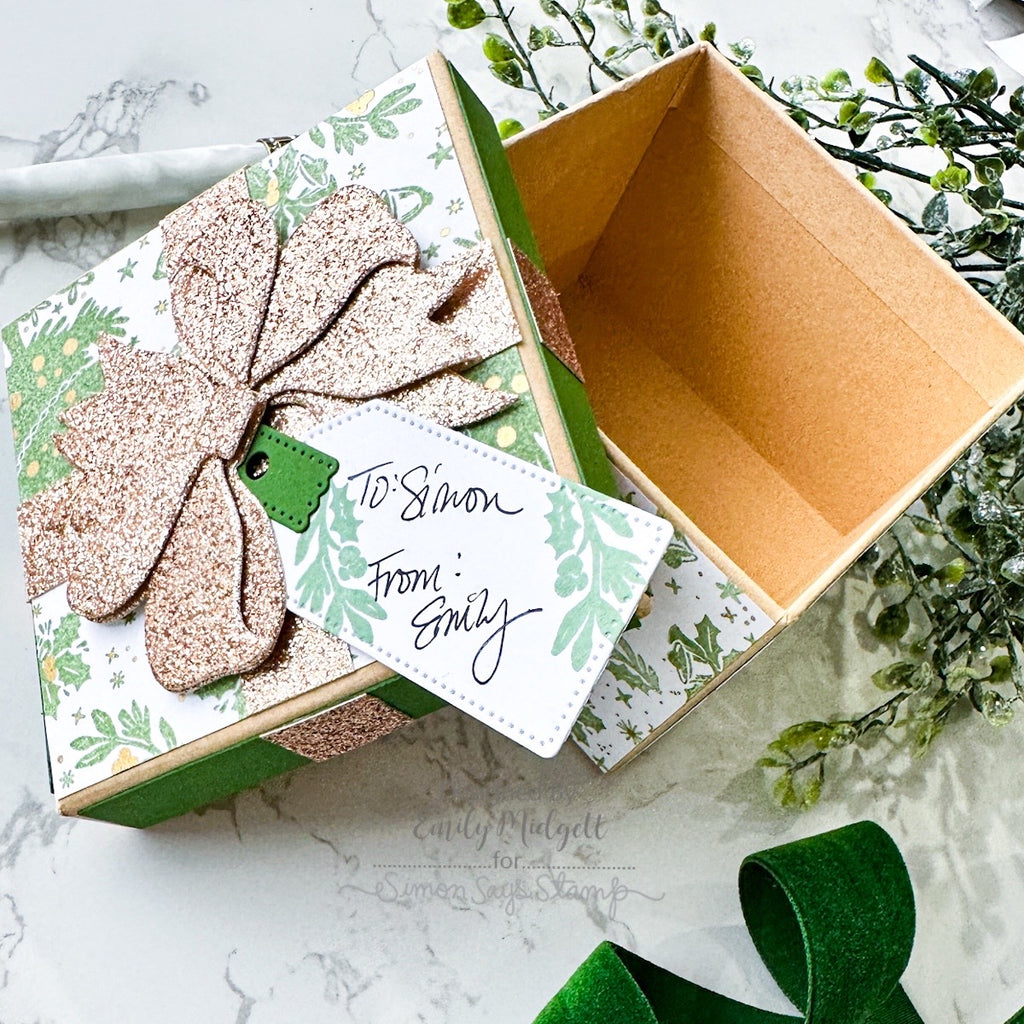 Simon Says Stamp Layered Scallop Tags Wafer Dies s1097 DieCember Christmas Gift box