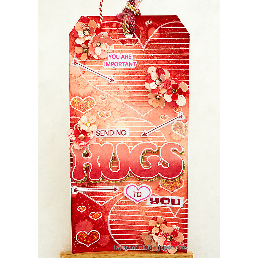 Simon Says Stamps and Dies Lined Heart set919lh To Be Loved Hugs Tag | color-code:ALT05