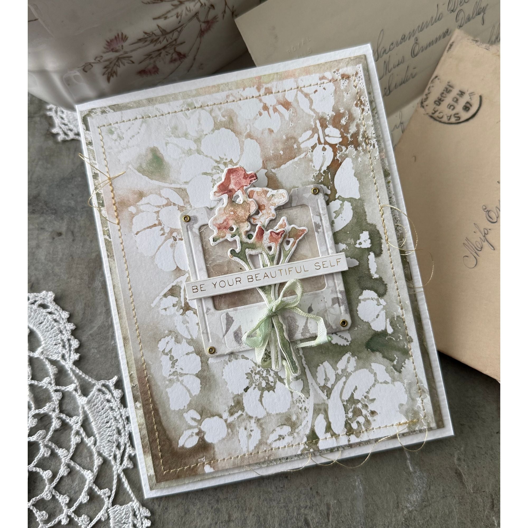 Simon Says Stamp Mini Bouquet Silhouettes Wafer Dies 269sssb