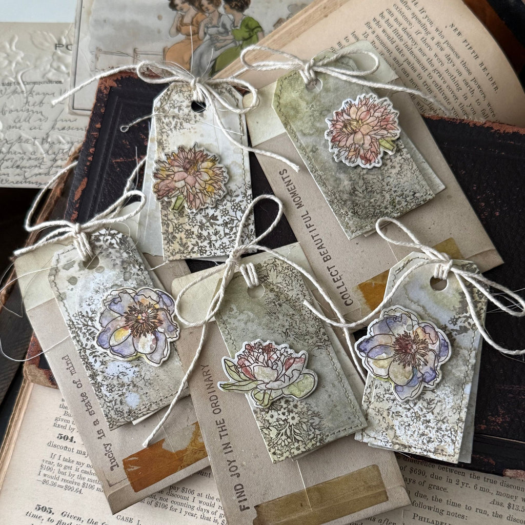 Simon Says Stamp Mini Bouquet Outlines Wafer Dies 269sssa Floral Tags | color-code:ALT01