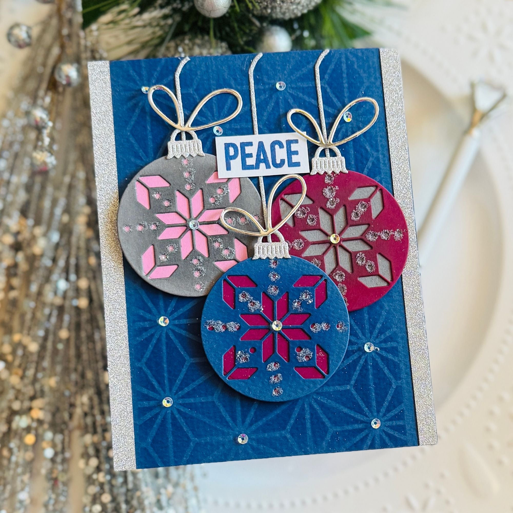 Simon Says Stamp Nordic Ornament Wafer Die s1043 Sugar and Spice Holiday Card