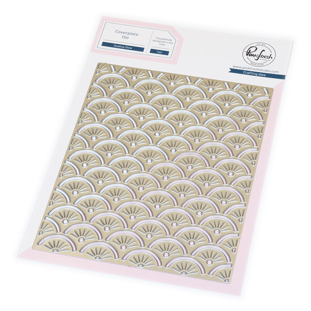 Pinkfresh Studio Scallop Glow Coverplate Die 298925