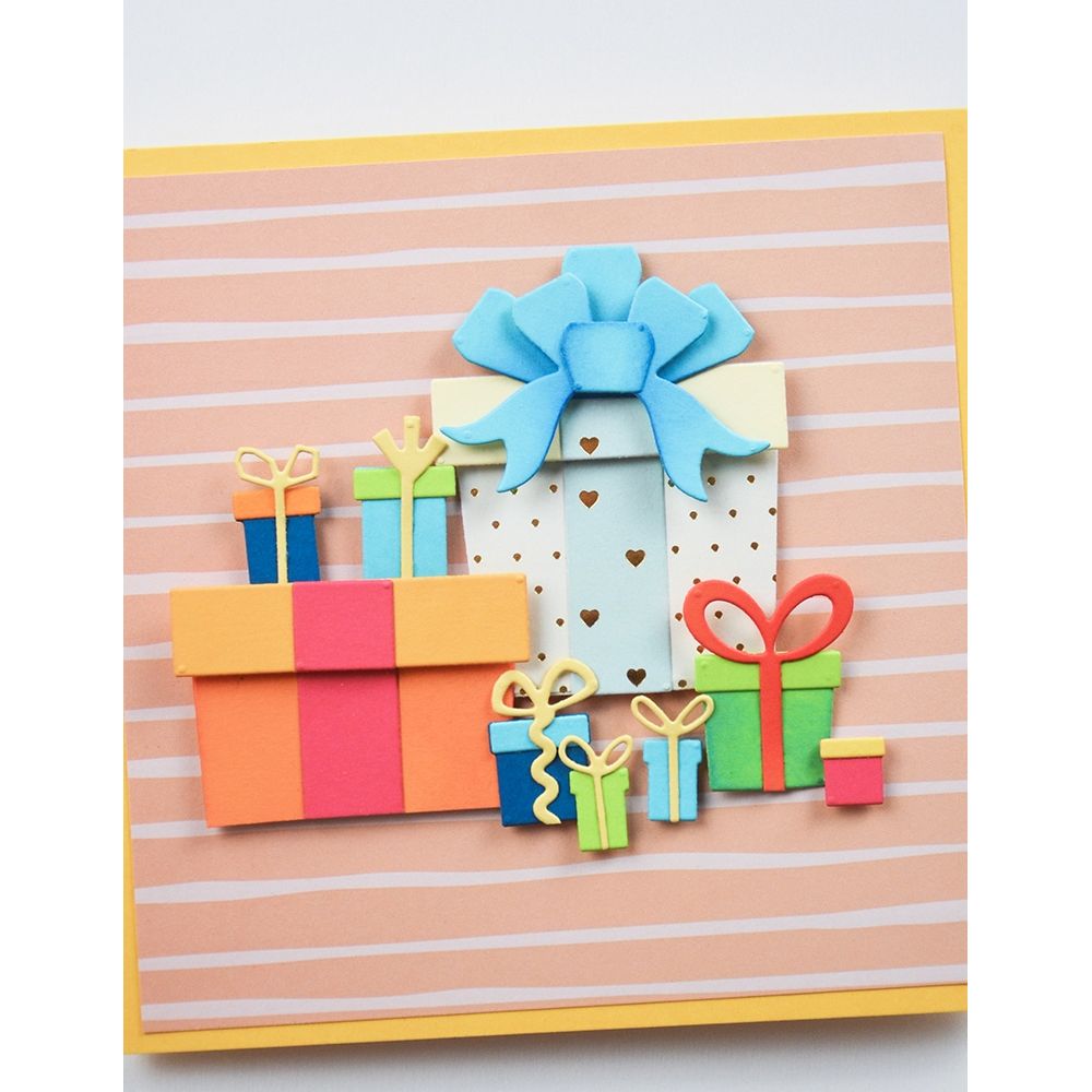 Poppy Stamps Frilly Gifts Dies 2699 gifts