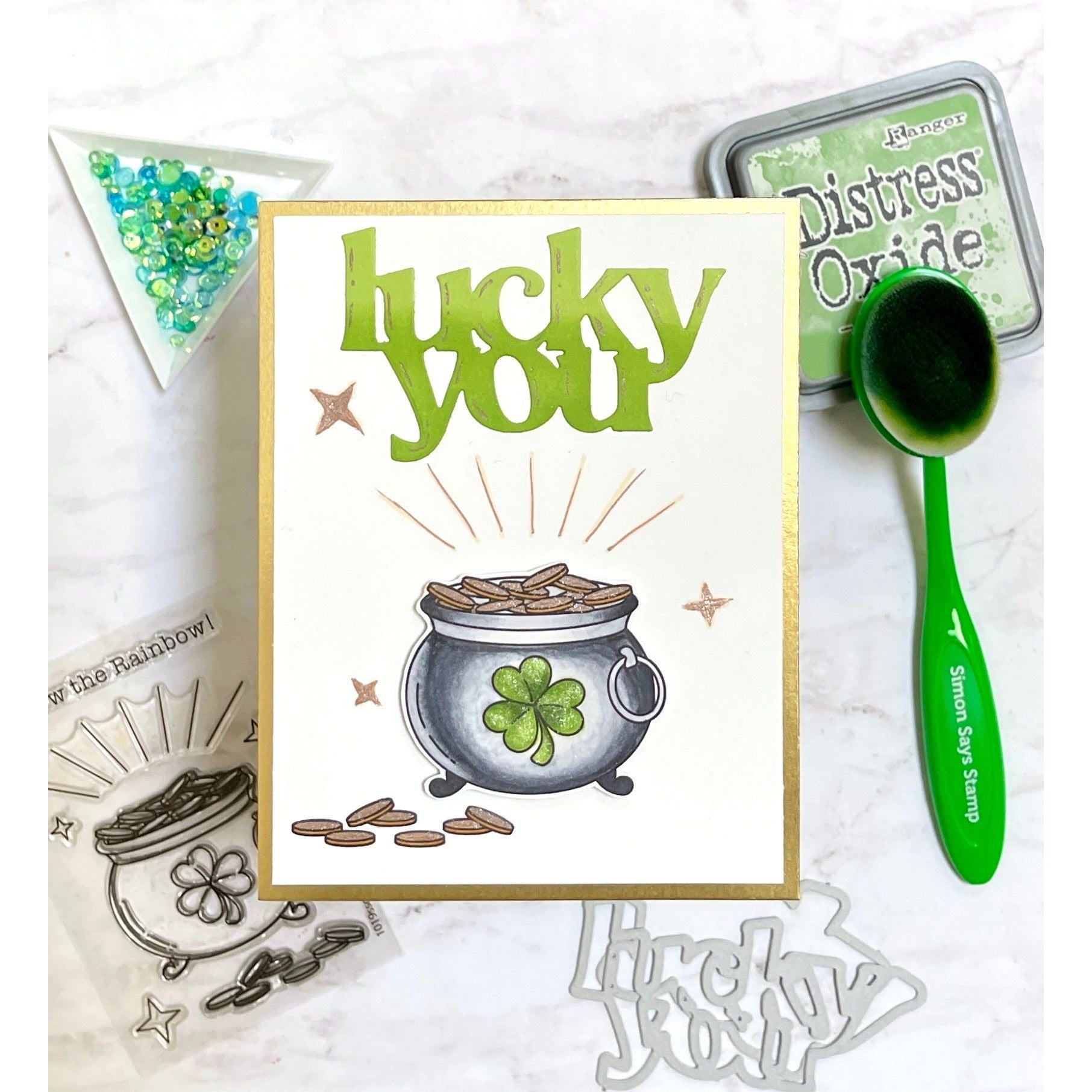 Simon Says Clear Stamps Pot o' Gold 1019ssc Splendor Luck Card | color-code:ALT04