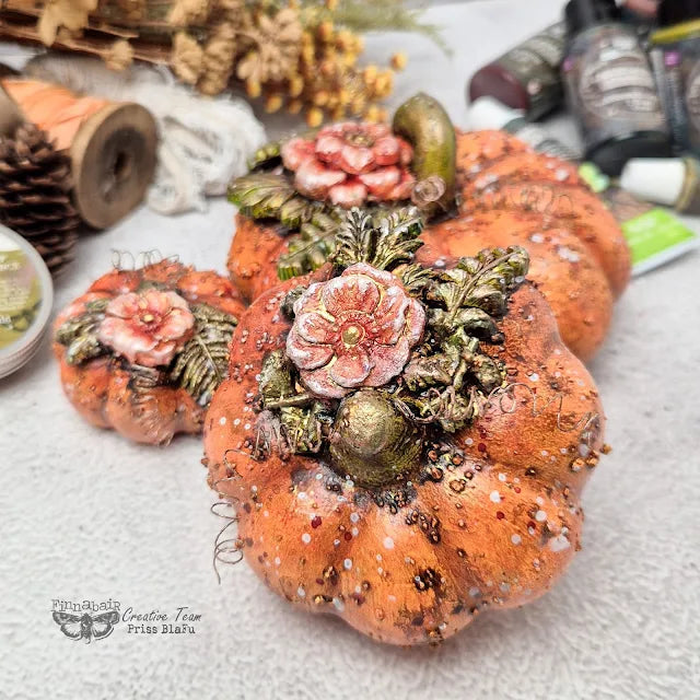 Prima Marketing Rusty Flowers Finnabair Mould 951429 Autumn Pumpkin Project | color-code:ALT02
