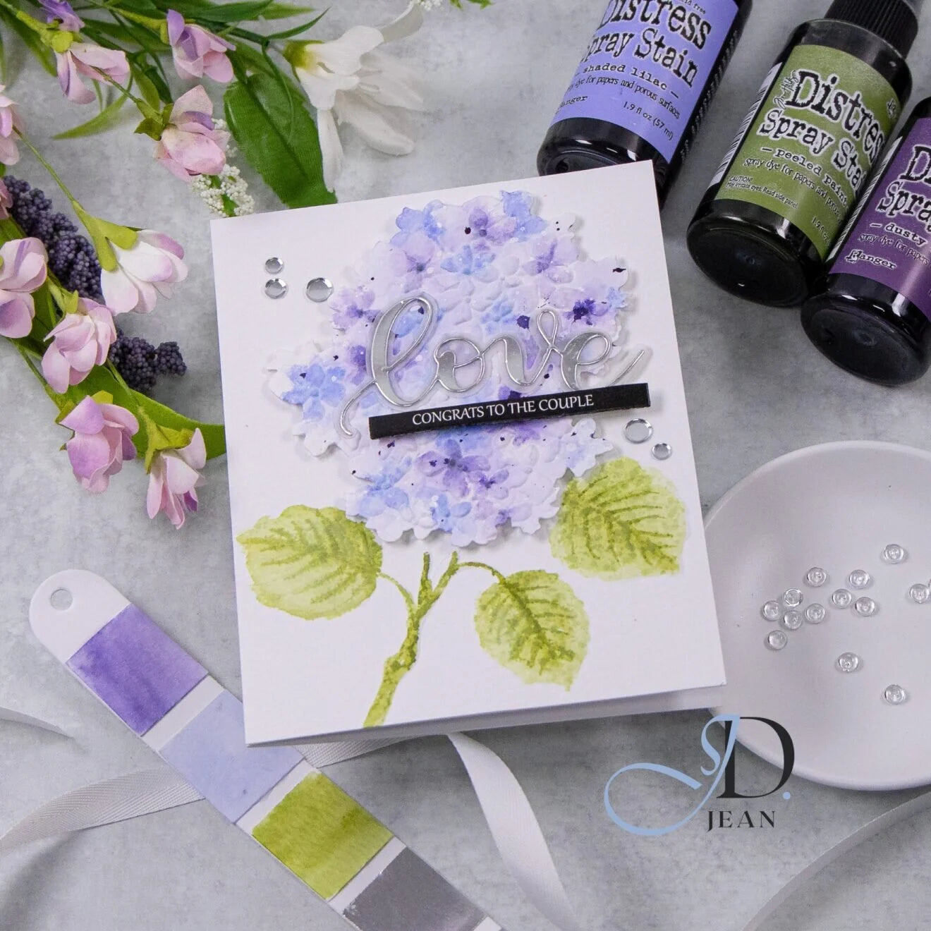 Ranger Dina Wakley MEdia Clear Gloss Spray mdo88097 Layered Petals Card | color-code:ALT01