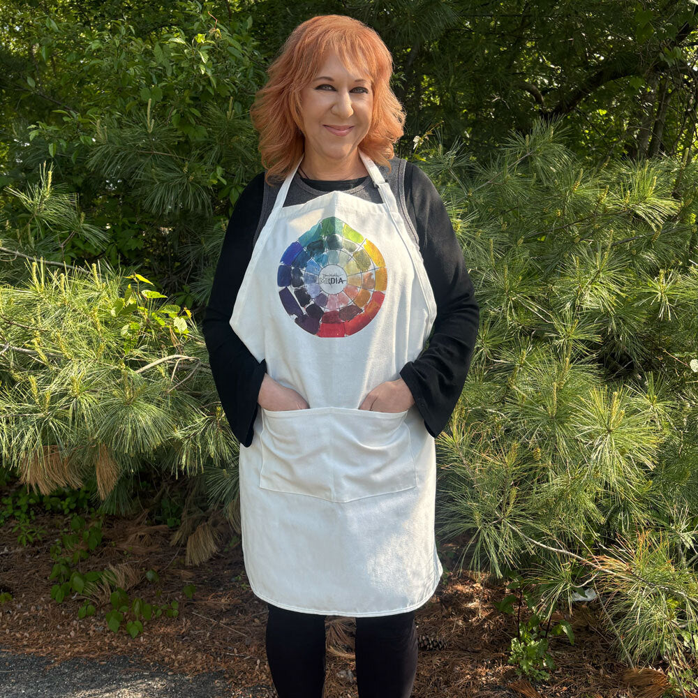 Ranger Dina Wakley MEdia Color Theory Apron mda92667 Lifestyle Image