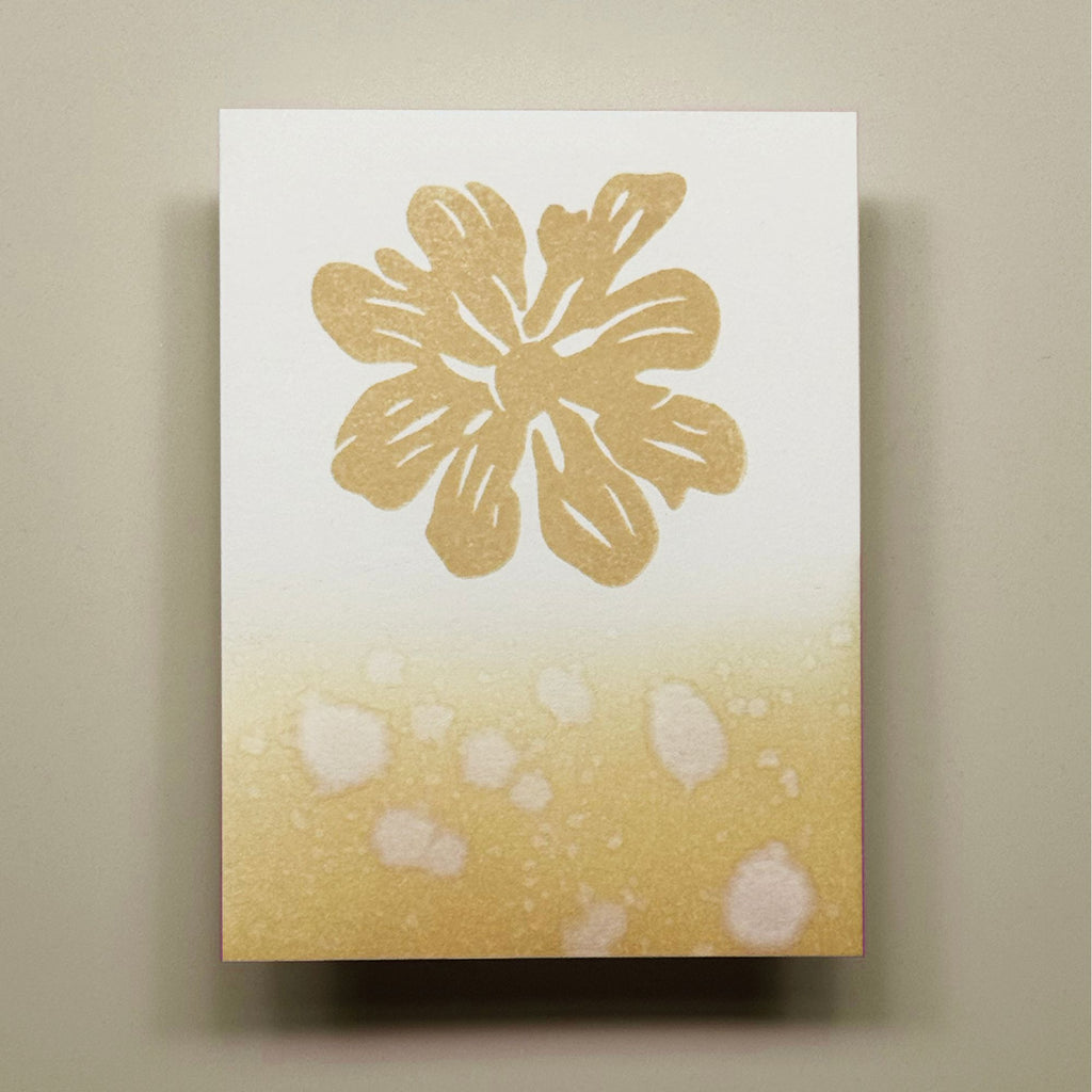 Ranger Simon Hurley Cookie Dough Stellar Reinker hui89971 Swatch Image