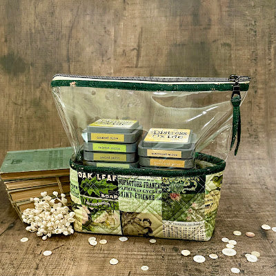 Richele Chrisensen Green pouch Hello oak leaf Tim Holtz Fabric palette | color-code:alt0