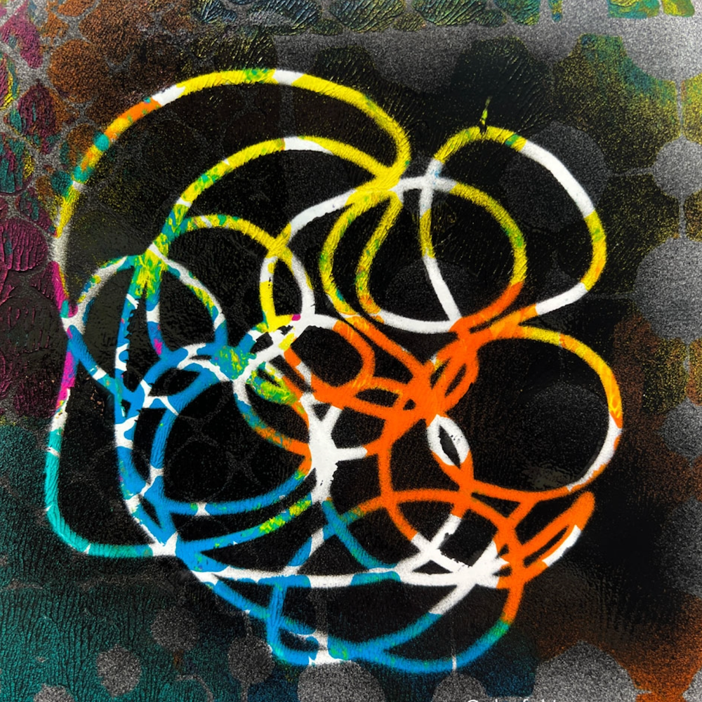 StencilGirl Entangled Gordian Knot Stencil s956 Rainbow