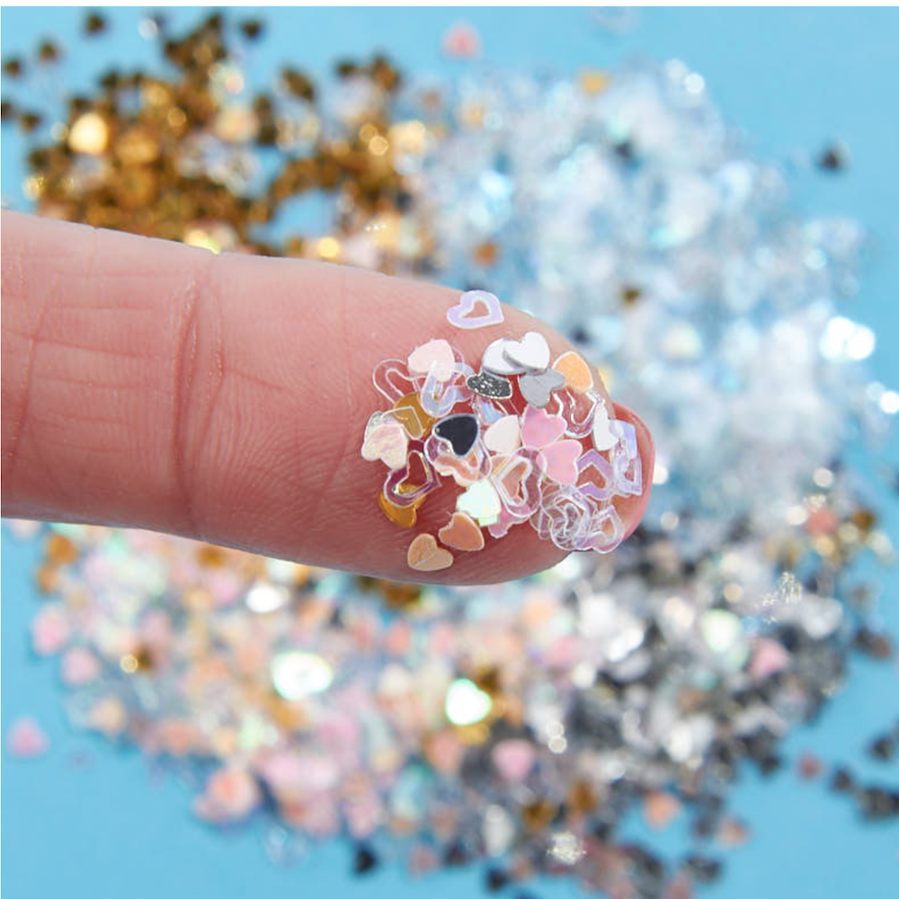 Tiny Assorted Heart Spangles 4040101 mini