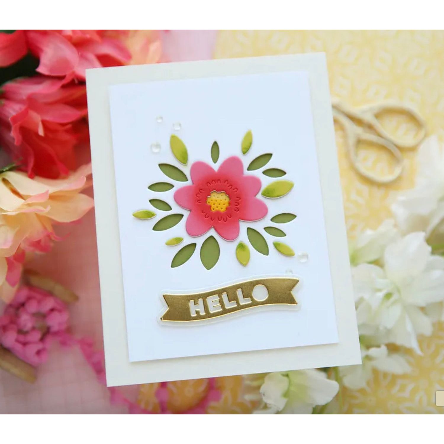 Simon Says Stamp Bubble Flower and Leaves Wafer Dies s991 You Are My Favorite Hello Card | color-code:ALT06