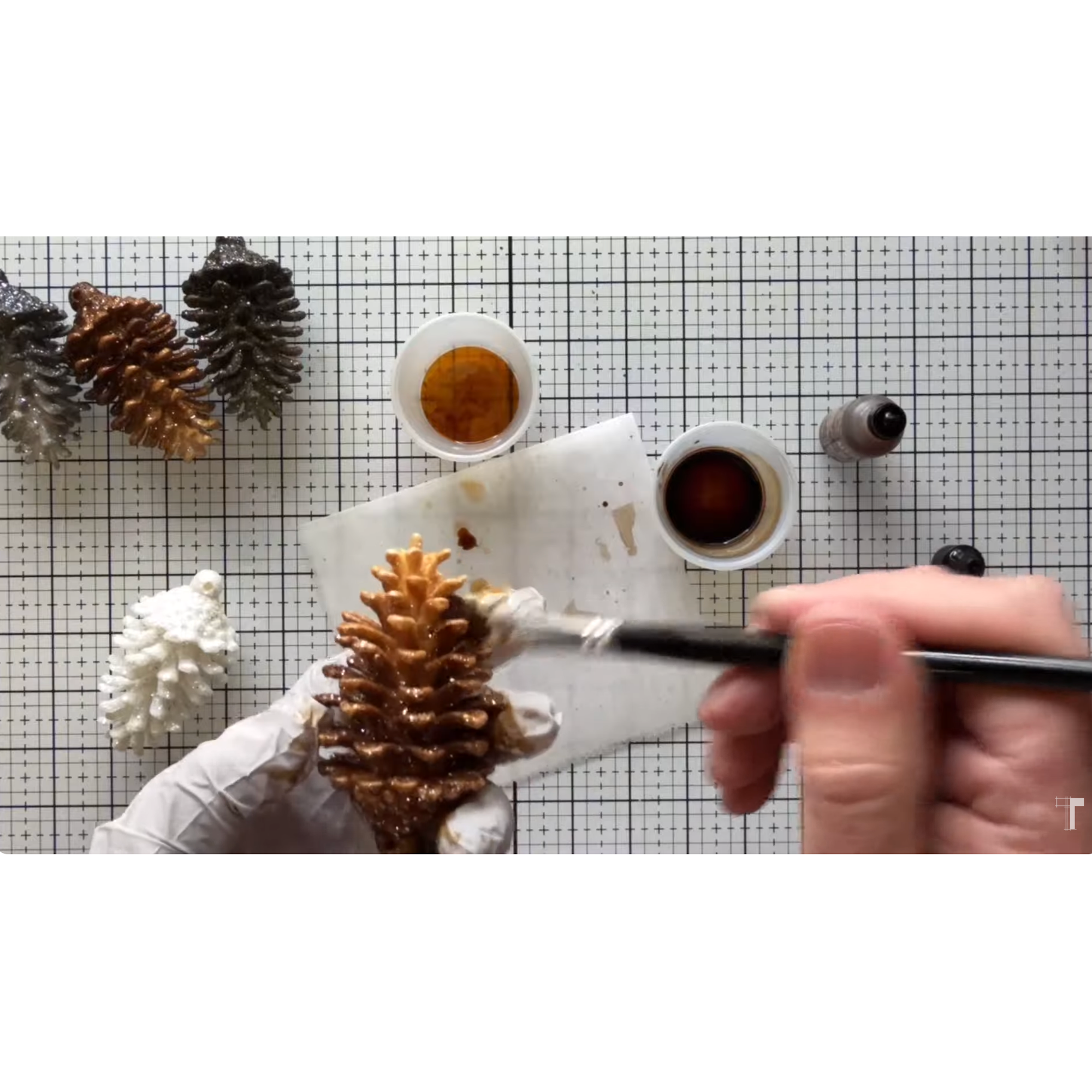White Glitter Pinecones Ornament Set