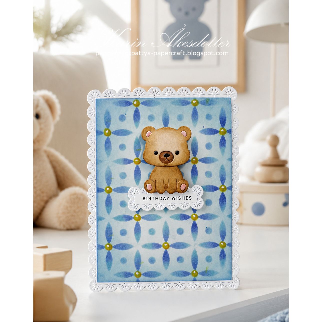 Simon Says Stamp Fable Sitting Bear Wafer Dies s1158 Always There Birthday Wishes Bear Card Karin Åkesdotter