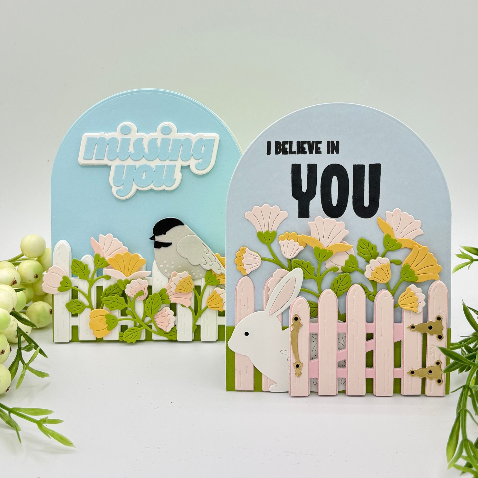 Simon Says Stamp Honeybell Floral Wafer Dies s1141 In My Heart Garden Gate Cards | color-code:ALT04