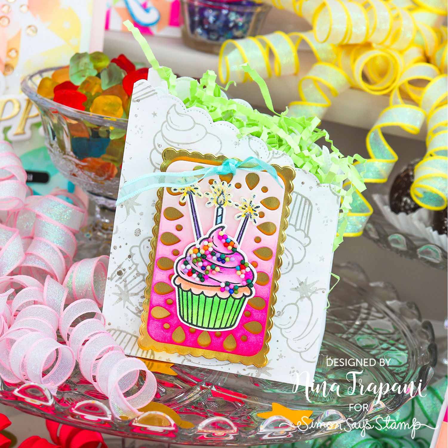 Simon Says Stamp Strike Up the Fun Wafer Dies 1685sdc Stamptember Nina-Marie Trapani Birthday Cupcake Gift Bag