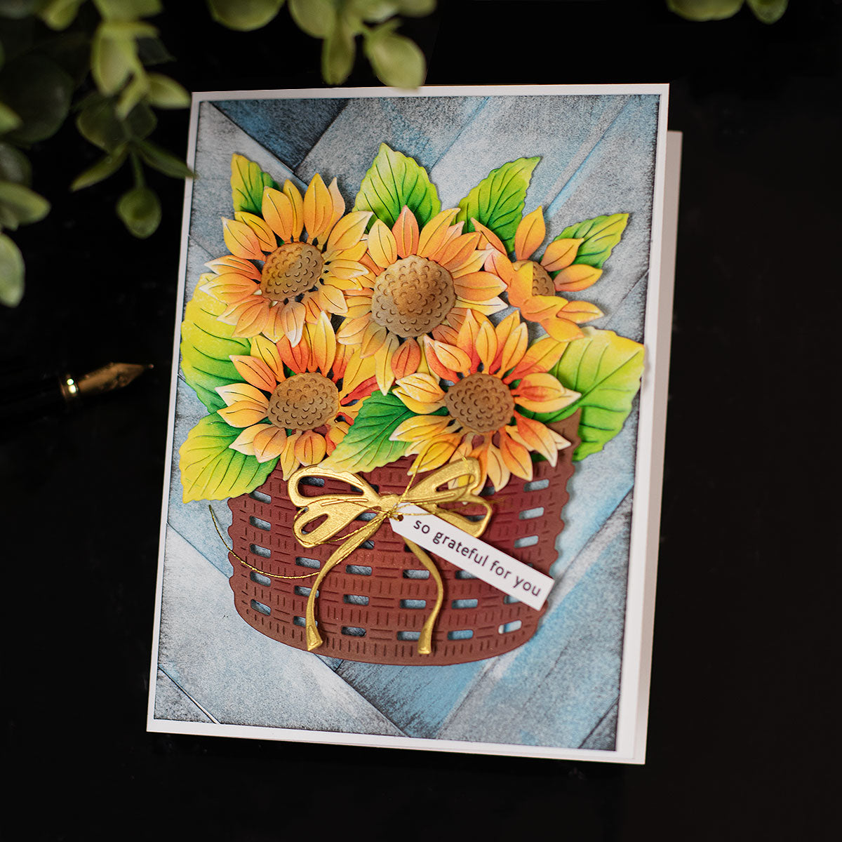 Simon Says Stamp Sunflower Basket Wafer Dies s1195 Stamptember Bibi Cameron So Grateful Card 