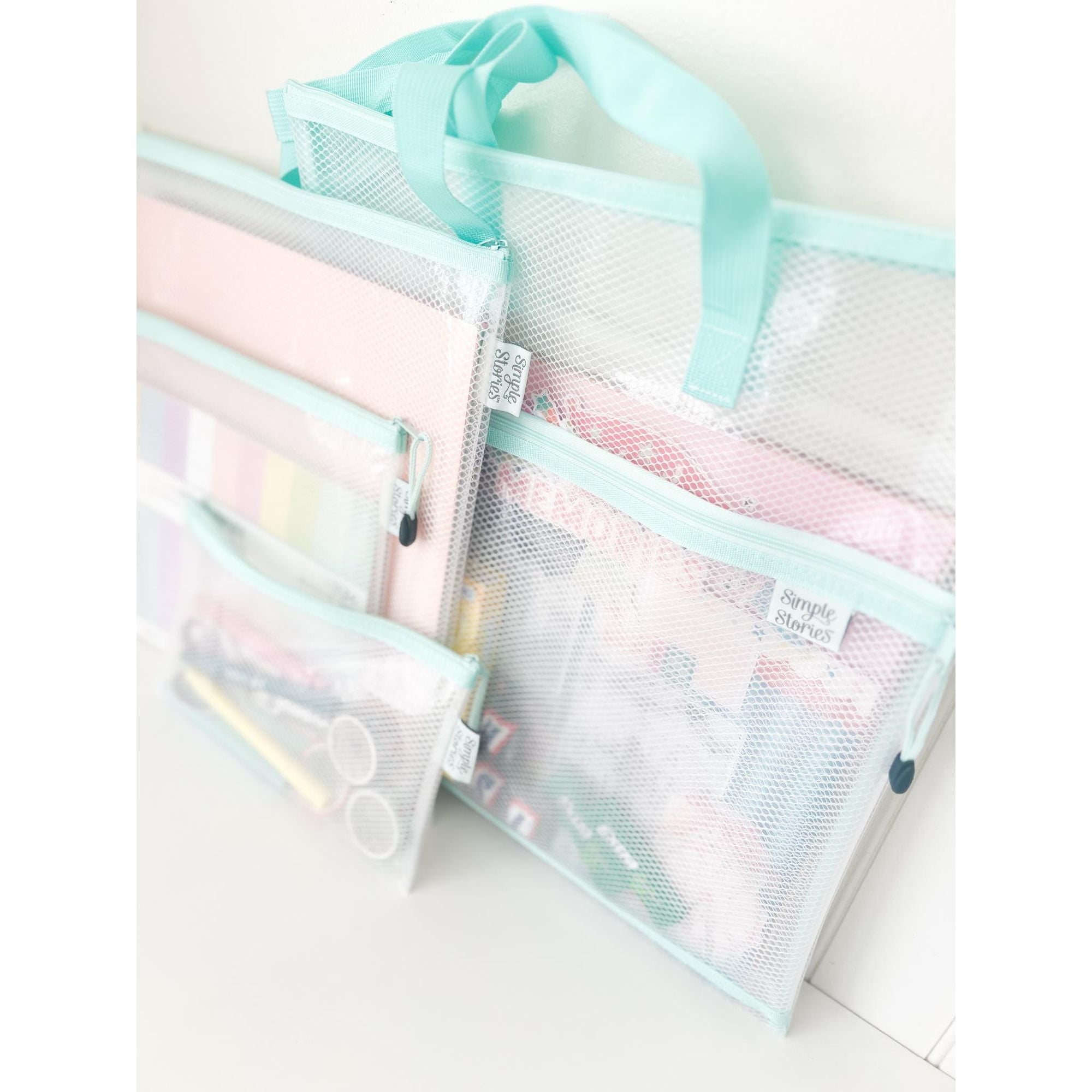 Simple Stories Craft Bag 25682 in use
