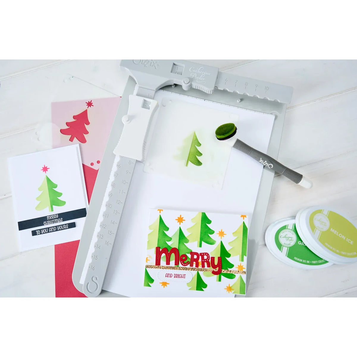 Sizzix Star on Top Mini Layered Stencils Print and Pattern 667170 christmas tree merry and bright card