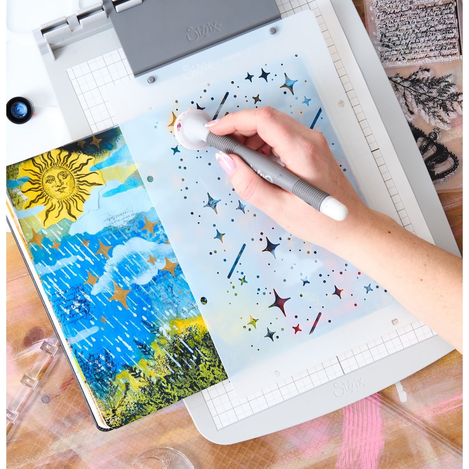 Sizzix Studio Weather Wonder Stamps and Stencils 666956 stars